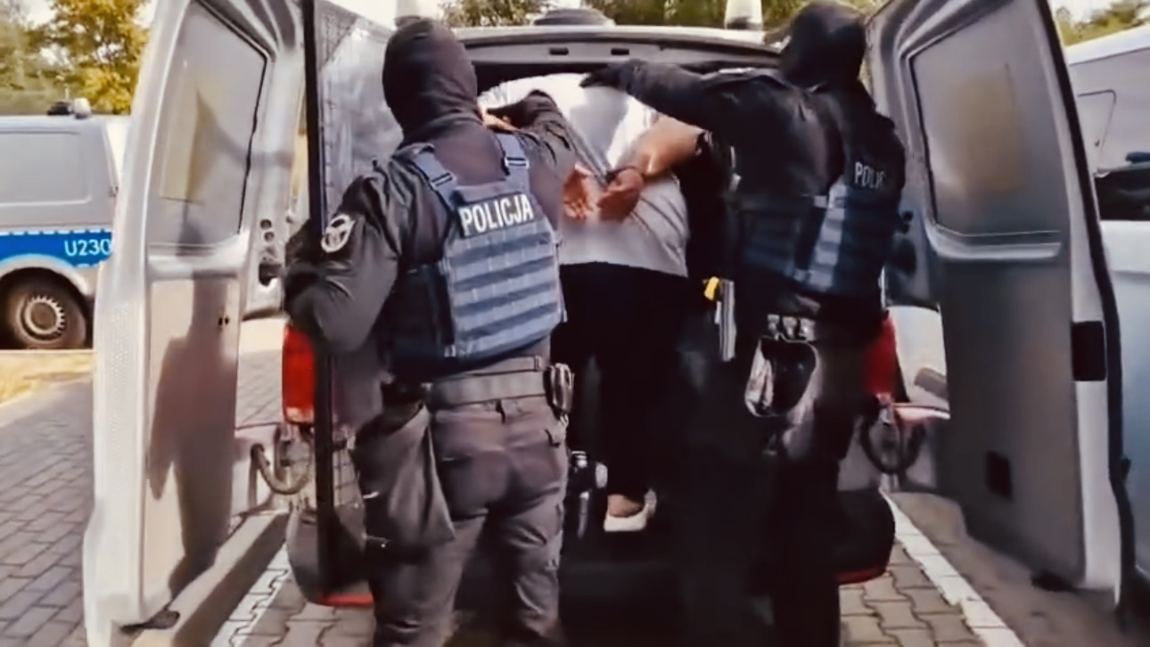Produkcja i handel środków odurzających w Kaliszu! Zabezpieczono blisko 55 kg narkotyków