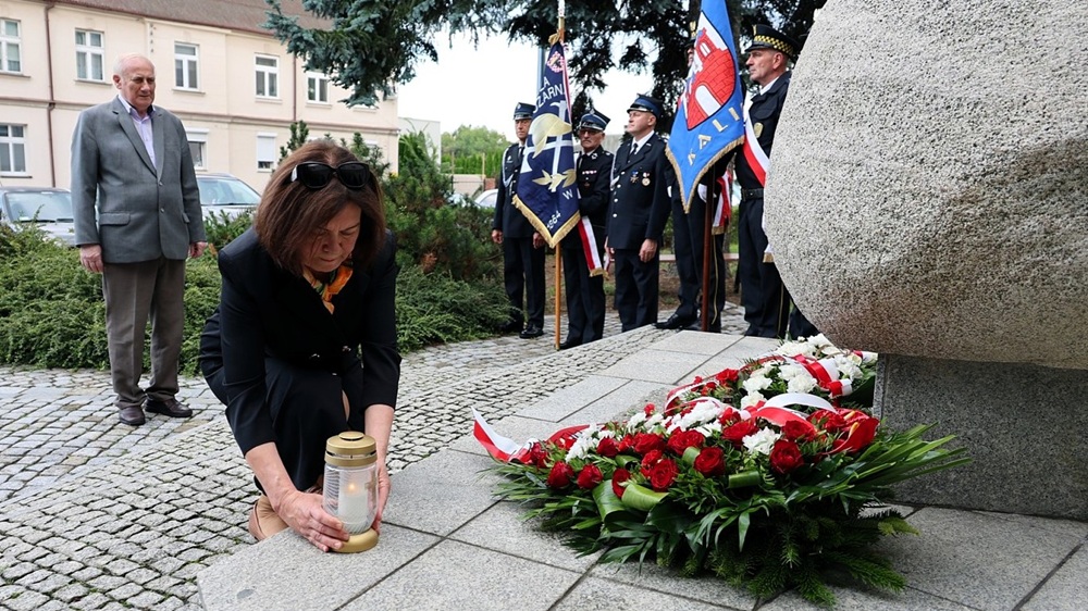 Kalisz. W hołdzie ks. Sieradzanowi, zasłużonemu kapelanowi powstania warszawskiego