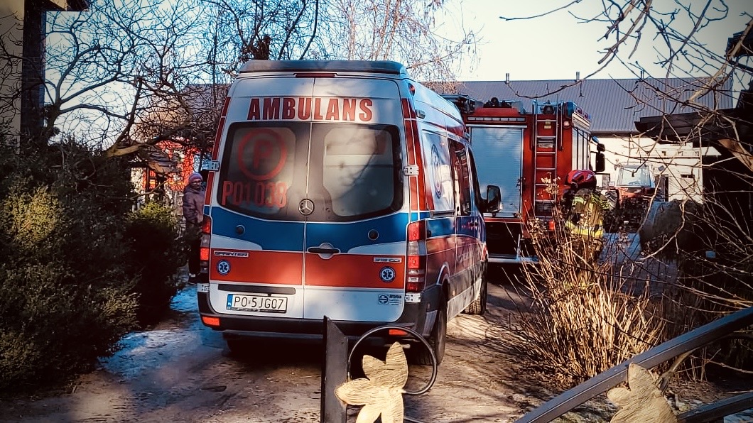 Pożar budynku mieszkalnego w podkaliskiej gm. Mycielin! Dwie osoby są poszkodowane