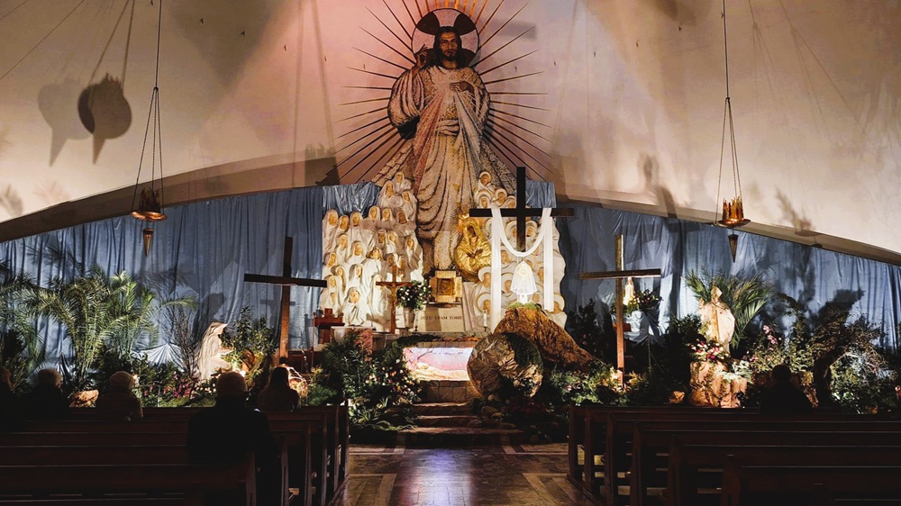 Groby Pańskie w kaliskich świątyniach. Symbol wiary, tradycji i głębokiej refleksji