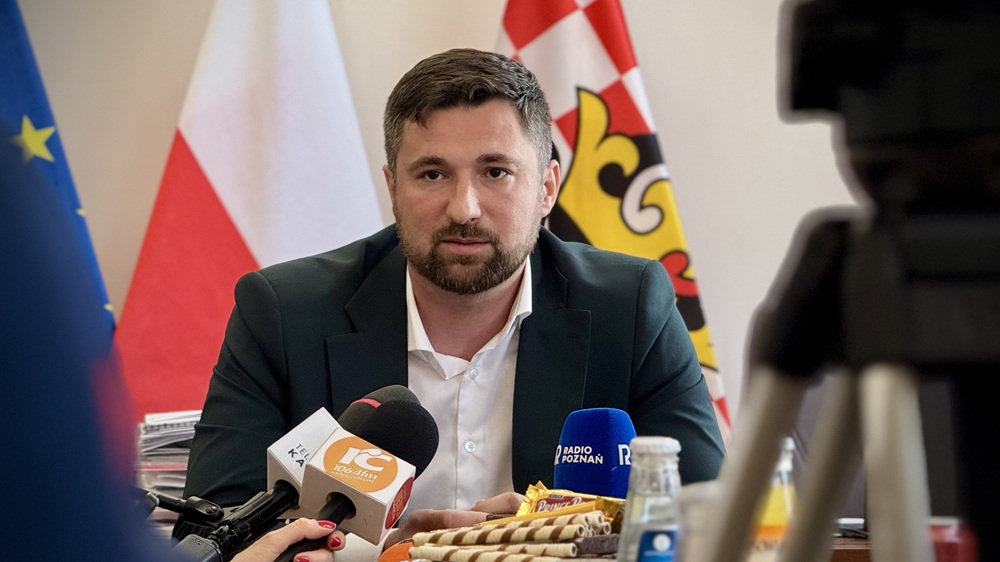 Afera podsłuchowa w Starostwie Powiatowym! Śledczy zabezpieczyli odciski i DNA sprawcy
