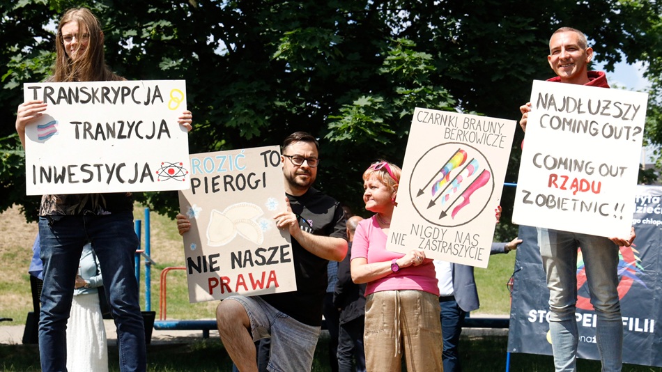 „Duma, gniew i odwaga”. Partia Razem zorganizowała w Kaliszu piknik i konferencję prasową